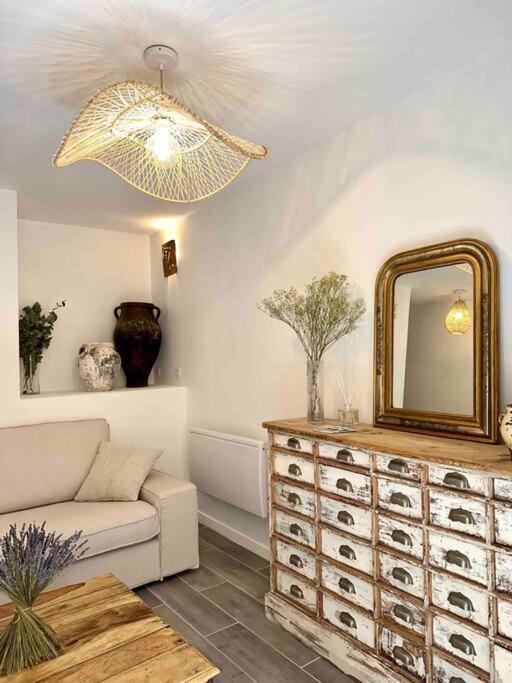 Lou Paseo : Appartement Brocante Centre Historique 索格岛 外观 照片